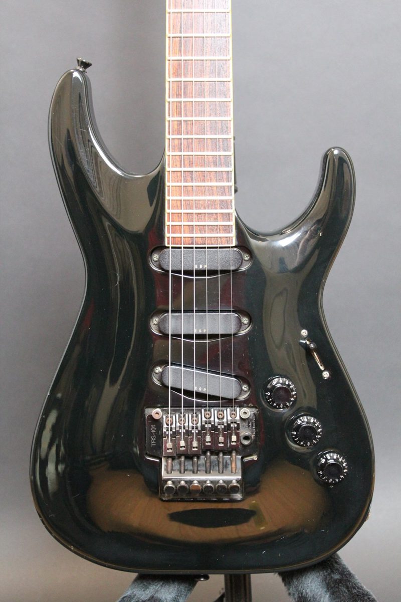 EDWARDS E-S-85HR4 SUGIZOモデルのボディ正面