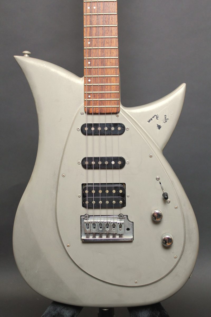 Tokai TALBO BLAZING FIRE アルミボディ SSH シルバー 4.015kg ハードケース付
